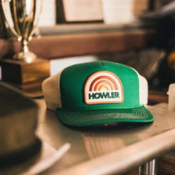 Howler Rainbow Snapback: Green