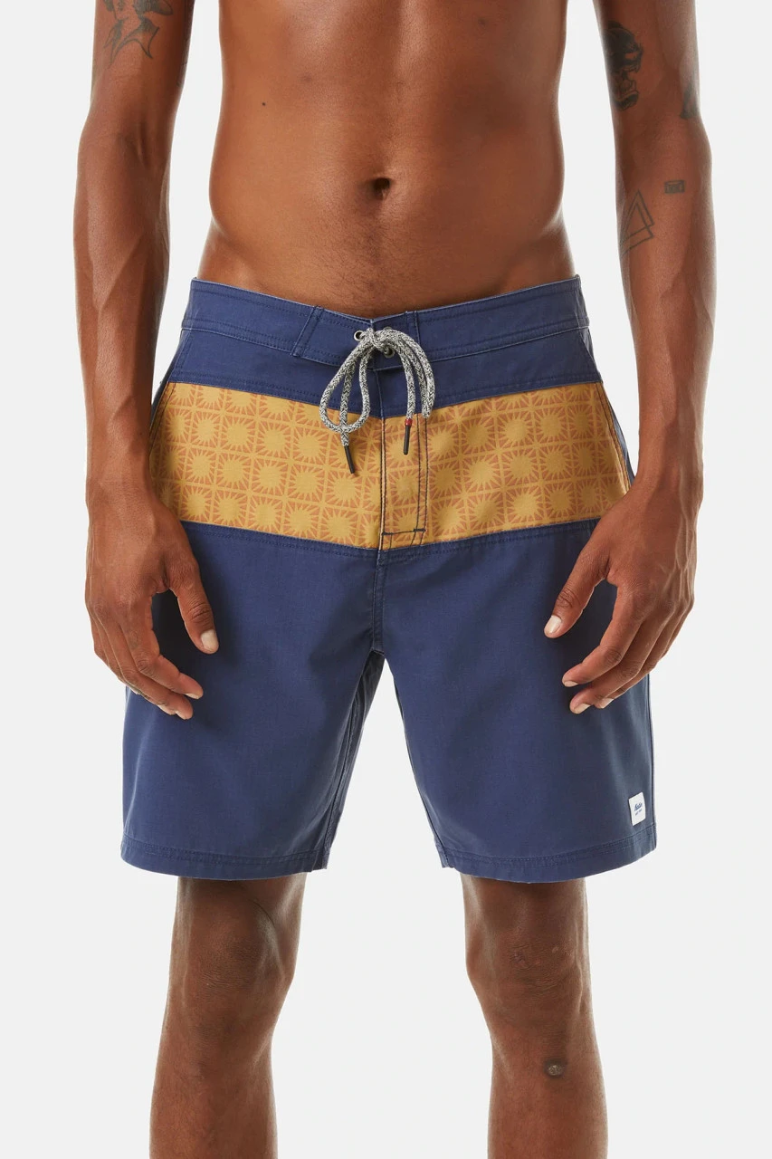 Katin Adam Trunk: Navy 5 Katin Adam Trunk: Navy - Image 3