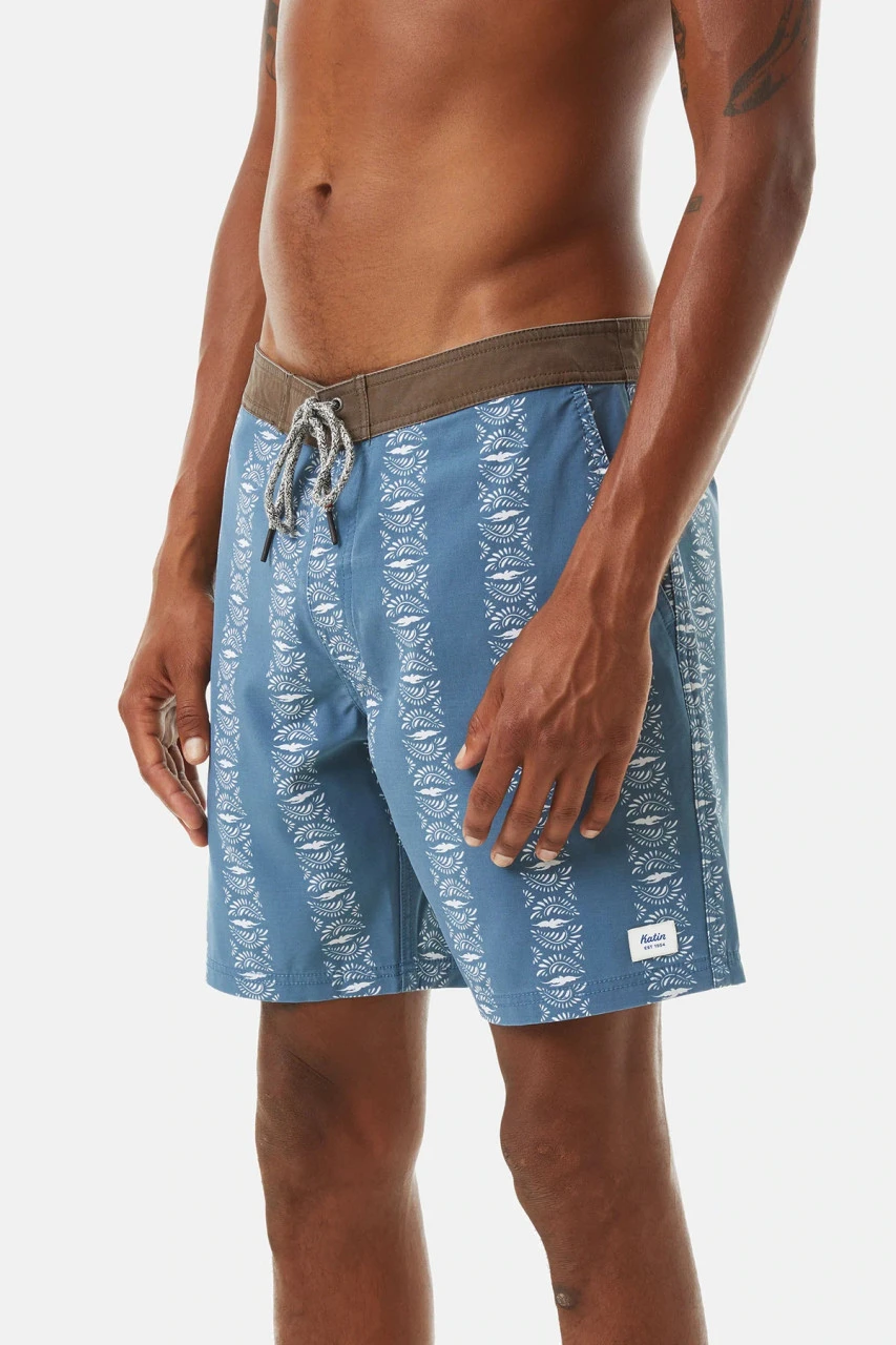 Katin Dove Trunk: Overcast 3 Katin Dove Trunk: Overcast