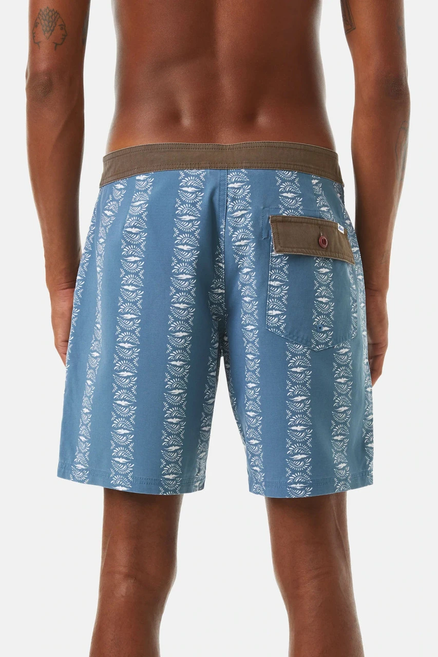 Katin Dove Trunk: Overcast 7 Katin Dove Trunk: Overcast - Image 5