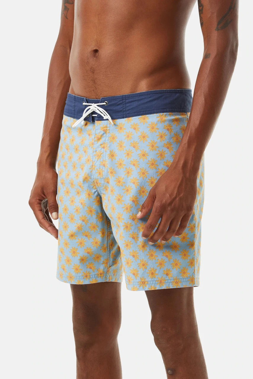 Katin Mache Trunk: Tradewinds 3 Katin Mache Trunk: Tradewinds