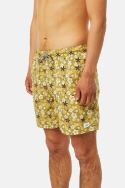 Katin Meadow Volley: Pimento 10 Katin Meadow Volley: Pimento -Fashion Clothing Katin Meadow Volley Pimento 11 5000x 90412.1679513110