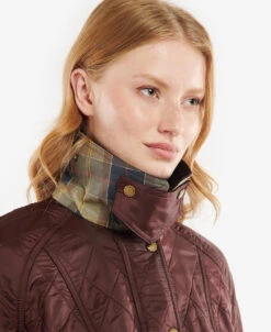 Barbour Womens Beadnell Polarquilt: Windsor/Brown -Fashion Clothing LQU0471RE76 AW22 detaila model 79780.1663257705
