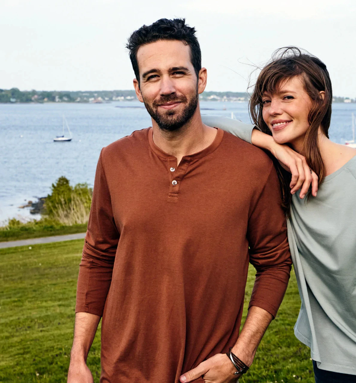 Free Fly Men's Bamboo Heritage Henley: Desert Sand Red 6 Free Fly Men's Bamboo Heritage Henley: Desert Sand Red - Image 4