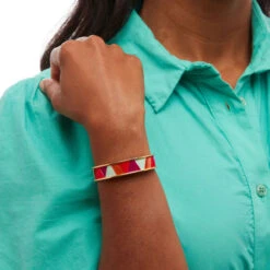 Brackish Thin Cuff : Mokara -Fashion Clothing mokara feather thin cuff lifestyle 2 720x 01921.1682711665